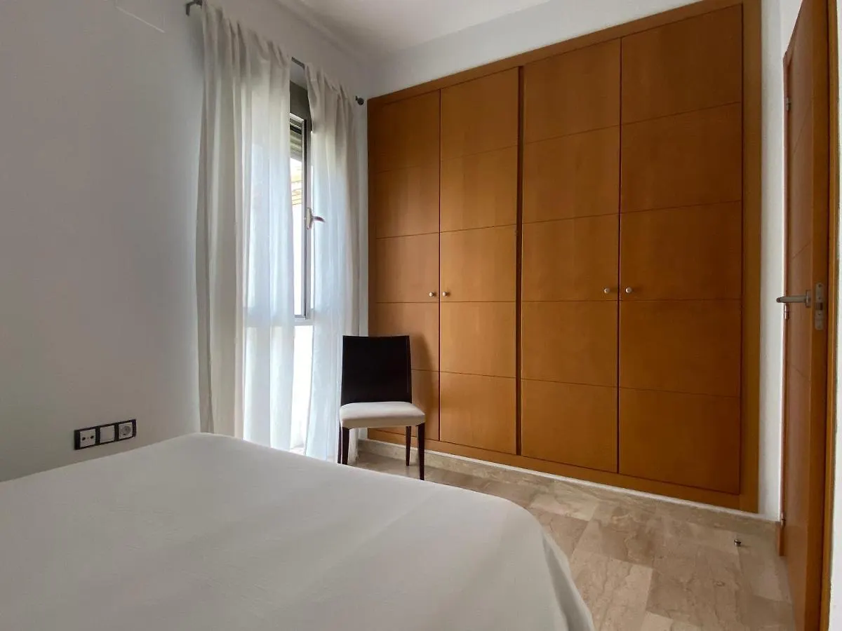Apartamento Arroyo 27 - Aloha Sevilla 0*, Seville Spain