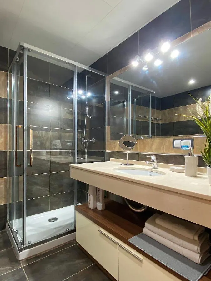 Apartment Apartamento Arroyo 27 - Aloha Sevilla Spain